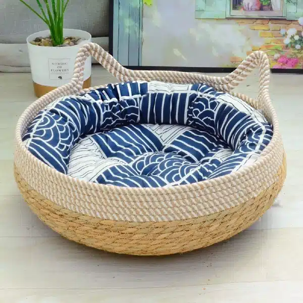 Romeow Rattan Straw Bolster Cat Bed